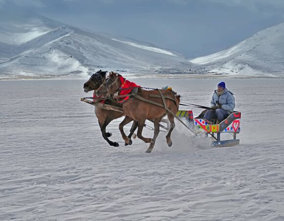 UÇAKLI DOĞU EKSPRESİ İLE ERZURUM ÇILDIR GÖLÜ TURU
